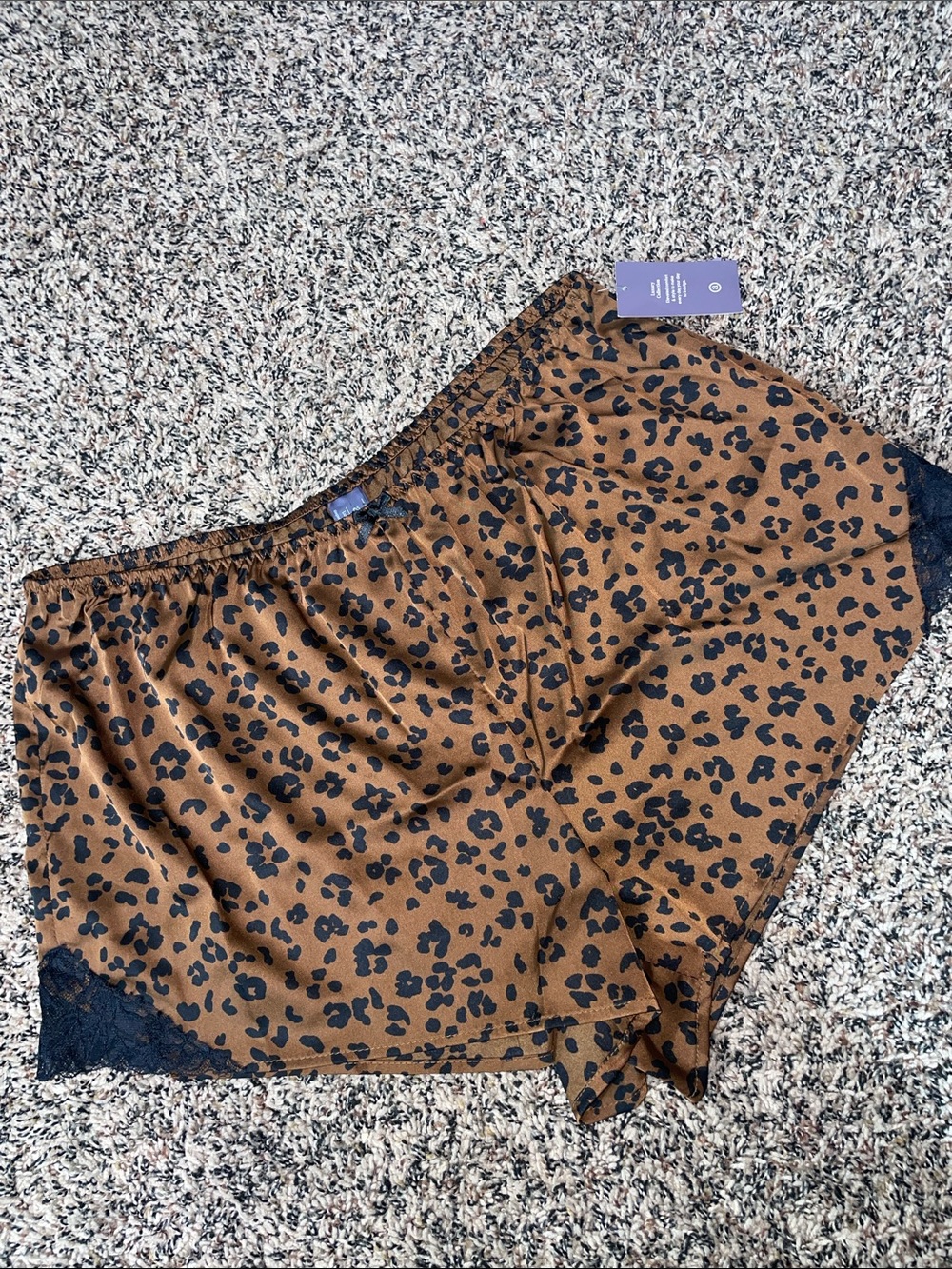 Auden Luxe Satin Lace Bow Leopard Print Sleep Shorts Woman’s Size L | NWT - Picture 2 of 7